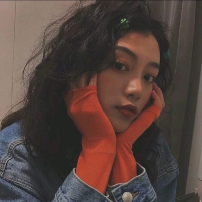 允言/成熟微信女头/整日无所事事却未感半分轻松
