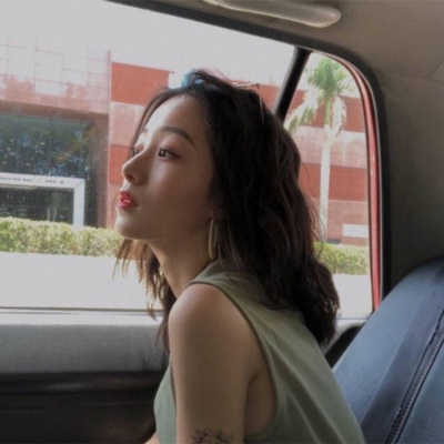 高贵气质女生微信头像 念七