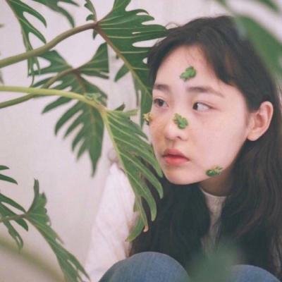 女生微信头像伤感唯美感激遇见又痛恨遇见