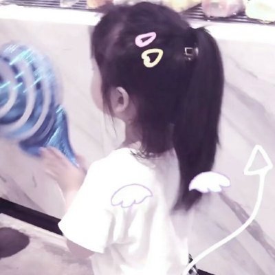 玖甜:炸鸡可爱滴萌娃头像/要亲亲抱抱呐?