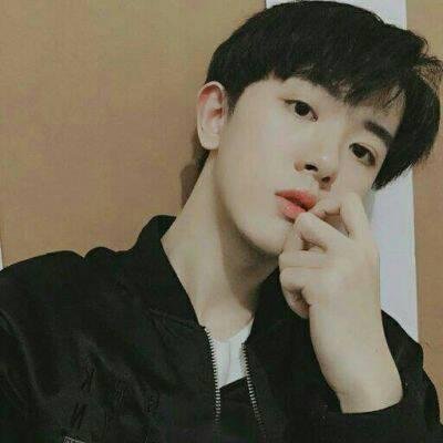 苏沫：2018精选微信男头