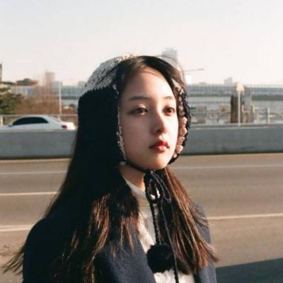 微信图片头像女生气质  忆往昔意中人