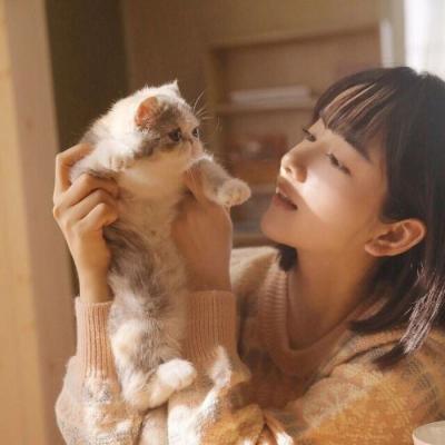 微信图片头像女生气质  忆往昔意中人