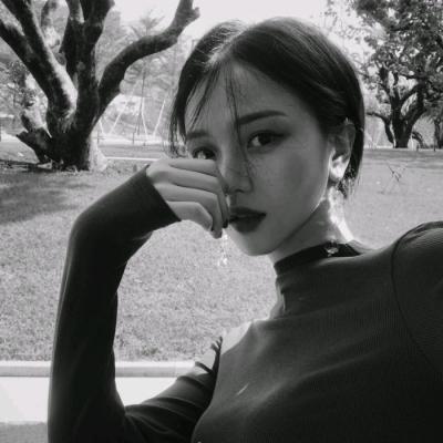 女生微信头像个性霸气 比你女朋友优秀