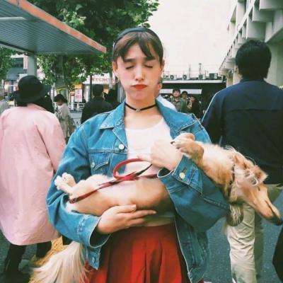时尚好看热门的欧美女生微信头像  一个不可一世的女生