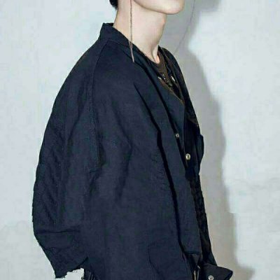 向阳花木易为春，听说你爱蔡徐坤