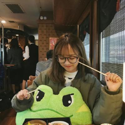 可爱小清新的女生微信头像  做一个精致的猪猪女孩