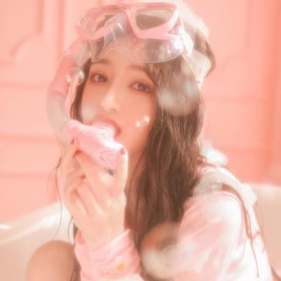 2018优质好看的女生闺蜜头像  透在骨子里的小气质