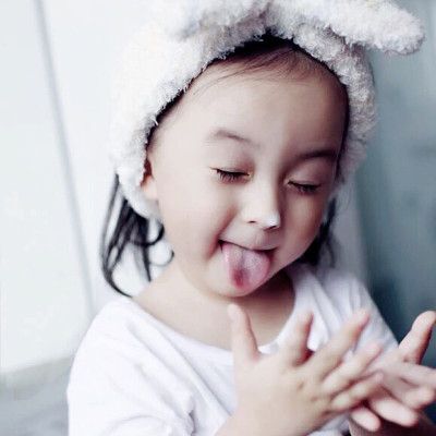 可爱萌娃女生微信头像