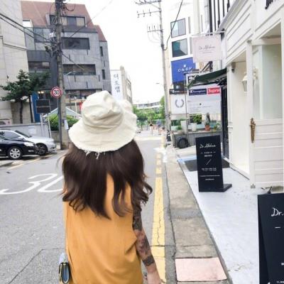 长发小清新的微信女生背影头像 我会一直守候在你的身后