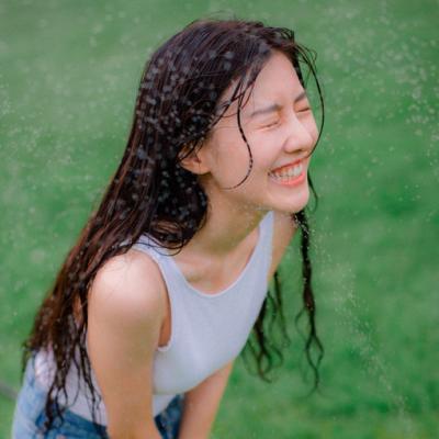 好看的森系小清新女生微信头像  若有似无的小矜持