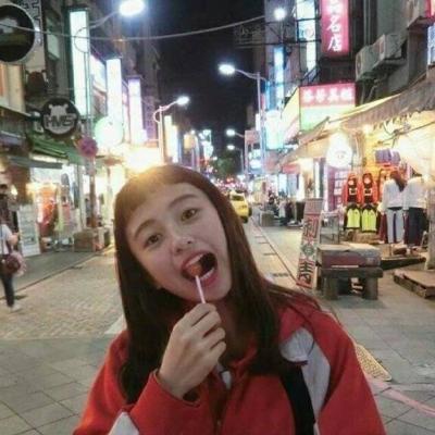 单纯可爱卖萌的女生微信头像 仿佛每天都是精致的猪猪女孩