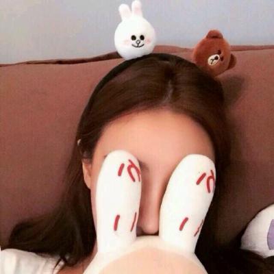 单纯可爱卖萌的女生微信头像 仿佛每天都是精致的猪猪女孩