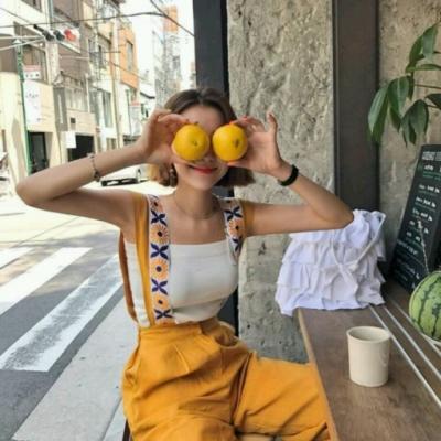 可爱单纯小清新的女生微信头像  柳叶弯眉小清新的菇凉