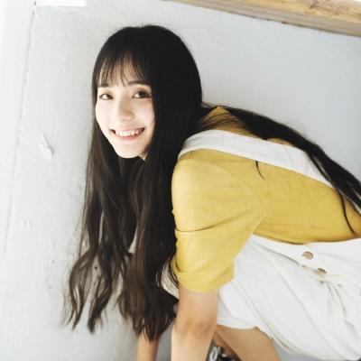 清纯小清新的qq女生闺蜜头像   日光倾城为你停留一生