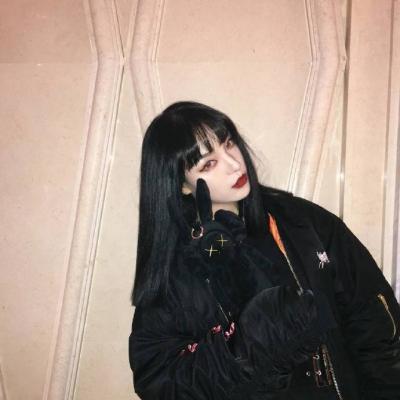 时尚热门原宿风的女生头像  肆虐的青春谁还会忠于感情