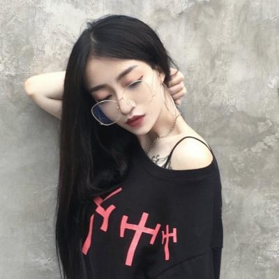 时尚热门原宿风的女生头像  肆虐的青春谁还会忠于感情