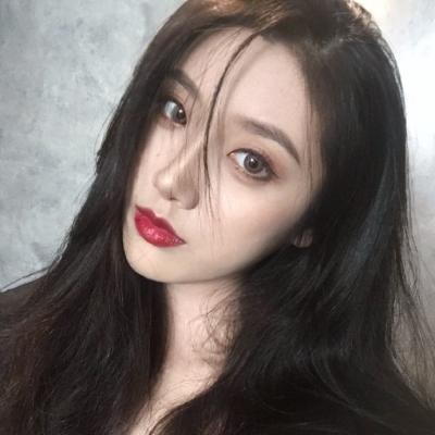 时尚热门原宿风的女生头像  肆虐的青春谁还会忠于感情