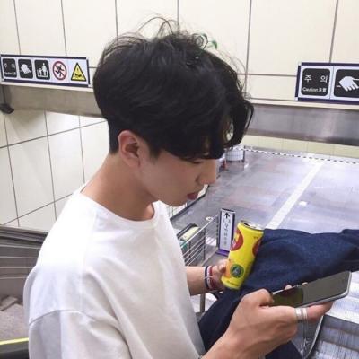 超帅男生微信头像