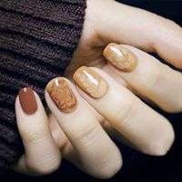 指尖绽放的美