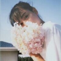 捧花女生