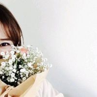 捧花女生