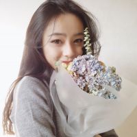 捧花女生