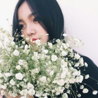 捧花女生