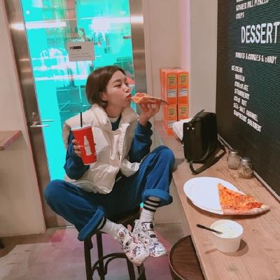 闺蜜微信头像一左一右超可爱