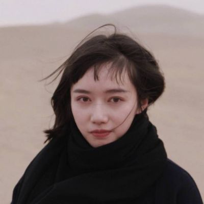 阳光穿透泛白旳记忆