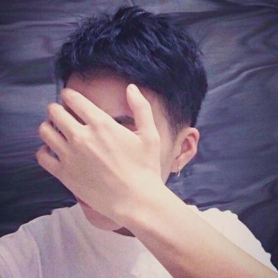 适合30岁男人用的成熟稳重微信头像    往事埋风中