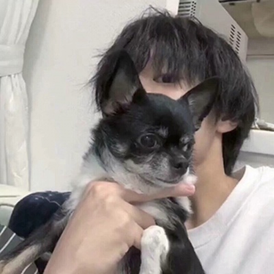 男生头像  画个圈诅咒不陪我聊天的，手机都掉厕所里。