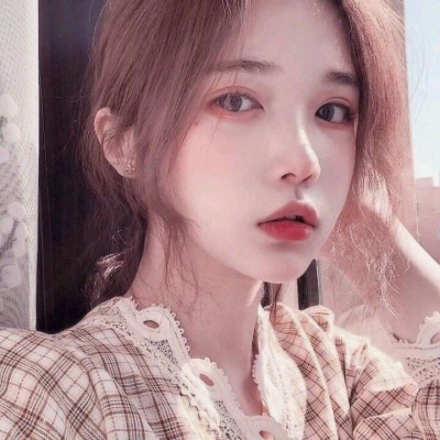 溺毙:成熟简单气质真人女头.请你认真的向风学学怎么往我怀里钻