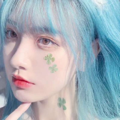溺毙:成熟简单气质真人女头.请你认真的向风学学怎么往我怀里钻