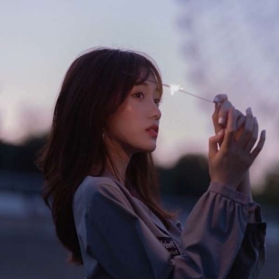 女生头像唯美意境伤感,女生头像图片