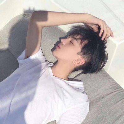 男生霸气头像冷酷真人