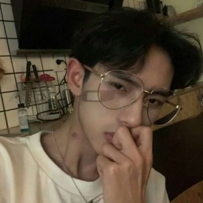 孤傲高冷男头像
