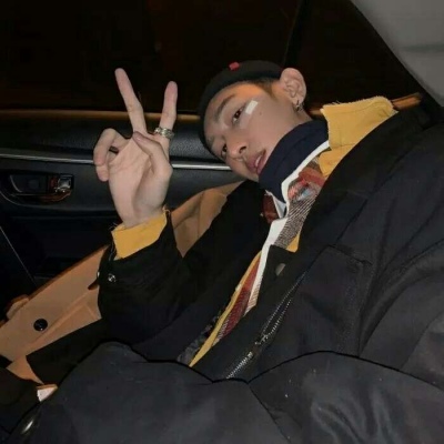 孤傲高冷男头像
