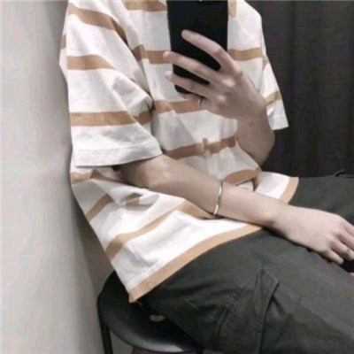 qq男生头像下半身超拽