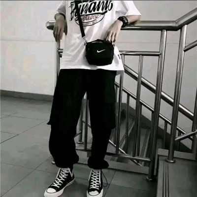 qq男生头像下半身超拽