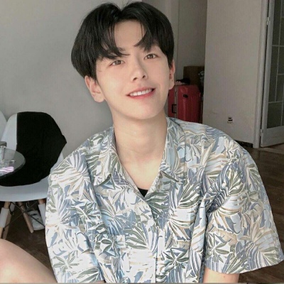 小清新帅气有品位的男人微信头像图片大全