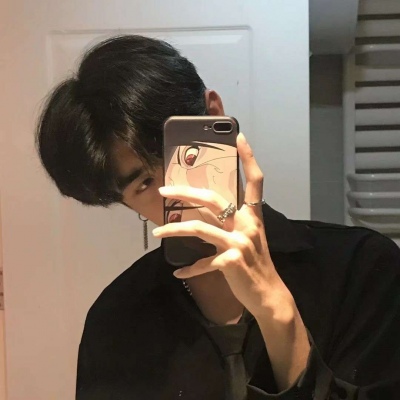 孤独头像男