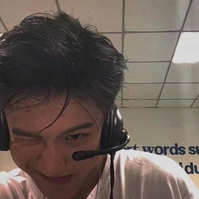 孤独头像男