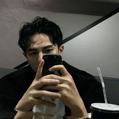 冷酷的男生头像