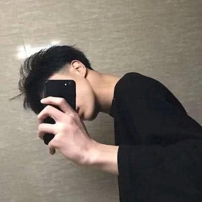 QQ高冷男生头像