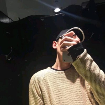 男生头像冷酷帅气