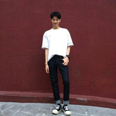 男生头像冷酷帅气