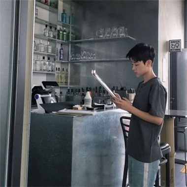 帅气的男生头像