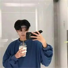 个性十足的短发男生头像