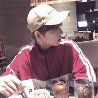 2018年最火qq头像男生
